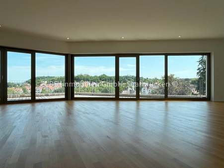 Exklusives Penthouse mit spektakulärem Weitblick über Saarbrücken