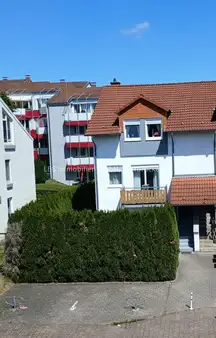 Gepflegtes Zweifamilienhaus mit vermieteter Einliegerwohnung in ruhiger Lage von Homburg- Erbach