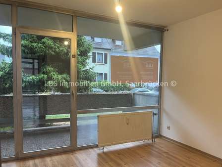 Zimmer / Schlafzimmer Zimmer / Schlafzimmer - Erdgeschosswohnung in 66763 Dillingen mit 84m² kaufen