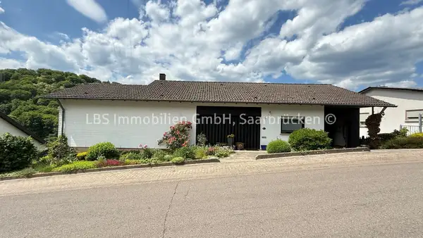 Traumhafte Aussicht am Stadtrand von Merzig - Bungalow - 6 Zi. - 189 m² Wfl. - 8Ar - Garten - Garage
