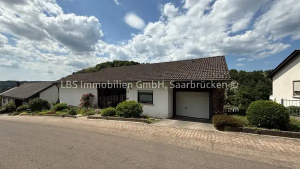 Traumhafte Aussicht am Stadtrand von Merzig - Bungalow - 6 Zi. - 189 m² Wfl. - 8Ar - Garten - Garage
