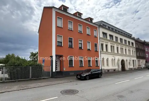 Sicherere Kapitalanlage: Voll vermietetes Mehrfamilienhaus mit 7 Wohneinheiten in Neunkirchen Saar