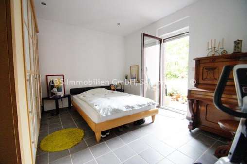 Schlafzimmer EG rechts Schlafzimmer EG rechts - Mehrfamilienhaus in 66787 Wadgassen mit 413m² kaufen