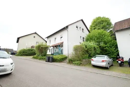 Haus mit 3 Wohnungen in Lebach - voll vermietet - oder als Paket mit 2 Häusern