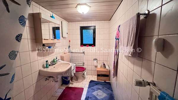 EG links - Bad - Mehrfamilienhaus in 66578 Schiffweiler mit 405m² kaufen