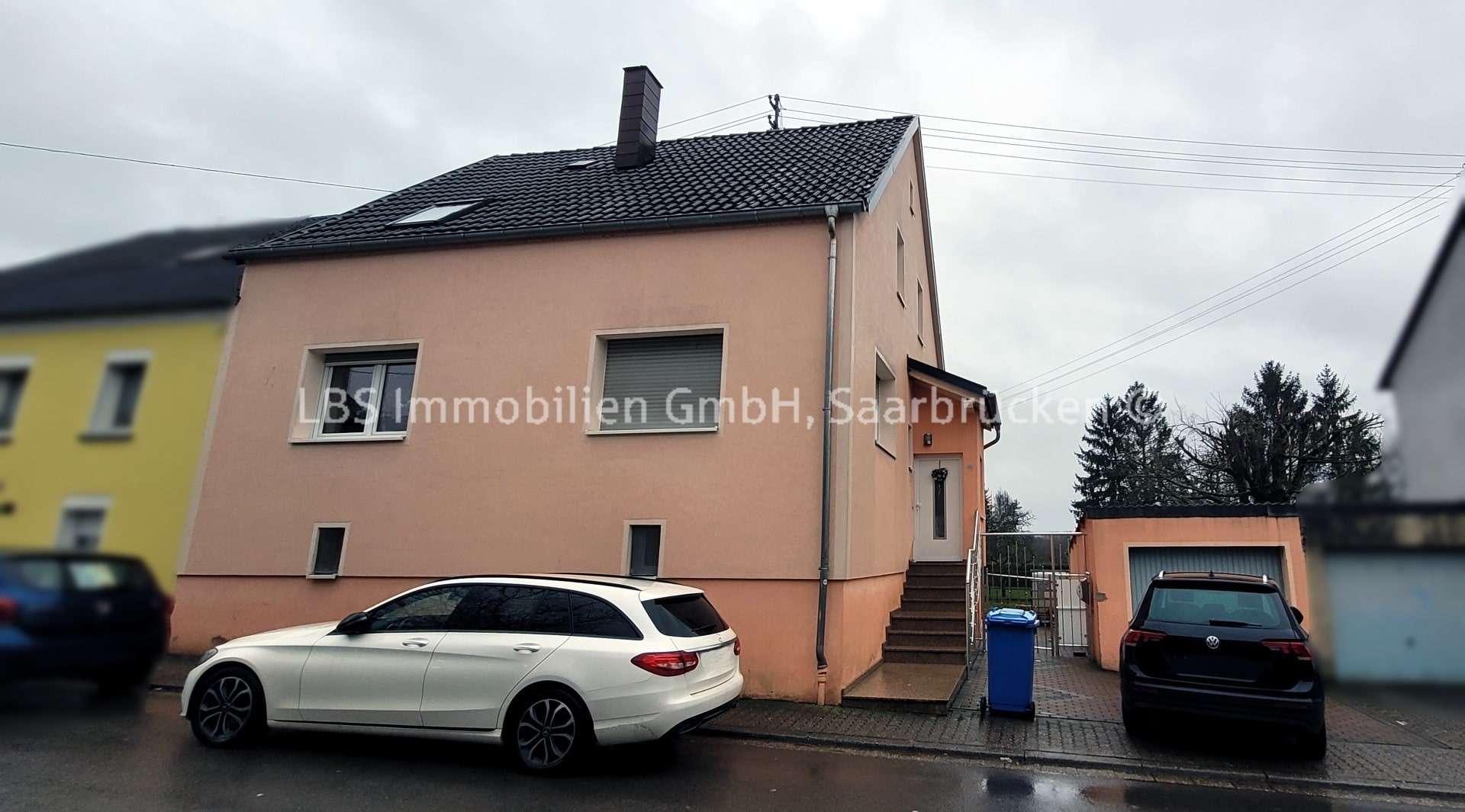 Ansicht - Vorne - Doppelhaushälfte in 66839 Schmelz mit 140m² kaufen