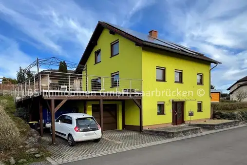 Zukunftsorientes Wohnen - Gepflegtes Einfamilienhaus mit Garage, Carport und Garten in Sankt Wendel