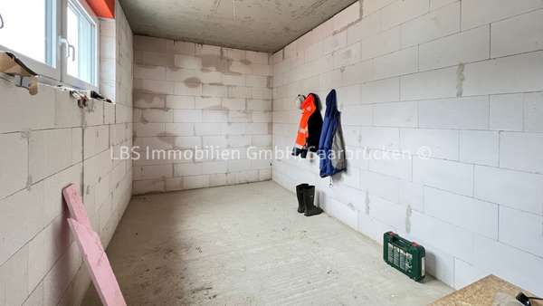 EG - Zimmer 1 - Einfamilienhaus in 66701 Beckingen mit 280m² kaufen