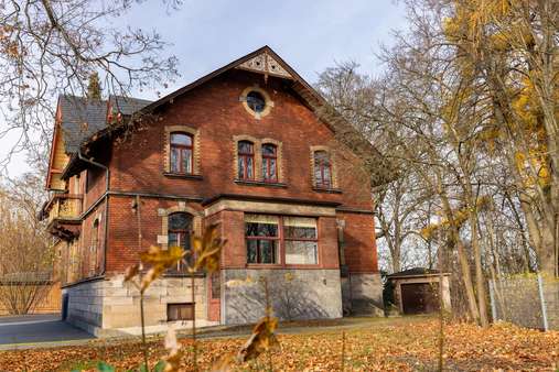 Villa in 95028 Hof mit 300m² kaufen