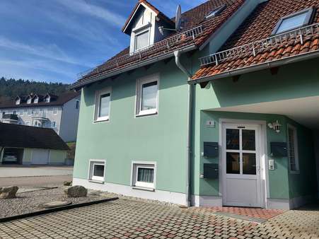 Eingang im Süden - Mehrfamilienhaus in 92507 Nabburg mit 175m² als Kapitalanlage kaufen