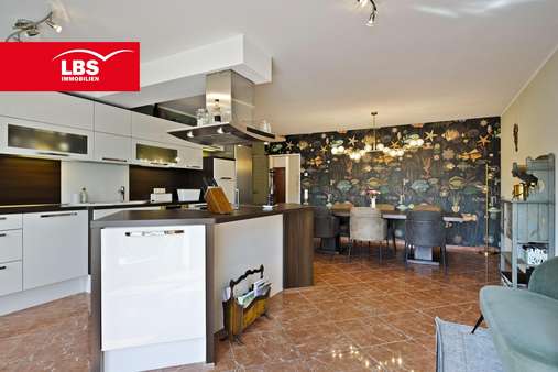 Einbauküche mit Kochinsel - Maisonette-Wohnung in 51375 Leverkusen mit 142m² kaufen