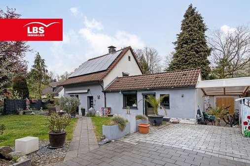 Hausansicht - Einfamilienhaus in 40764 Langenfeld mit 123m² kaufen