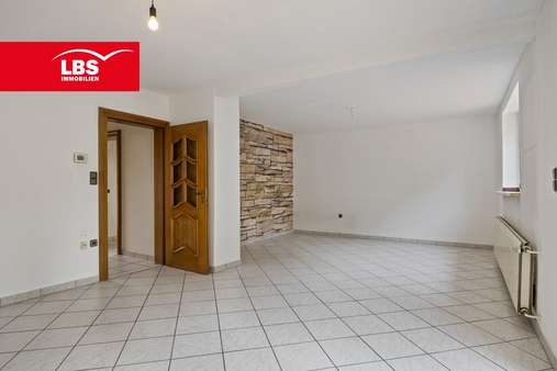 Wohnzimmer - Reihenmittelhaus in 51063 Köln mit 115m² kaufen