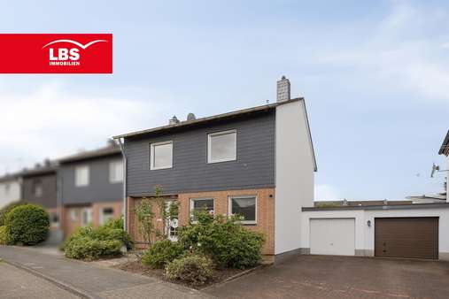 Außenansicht - Reihenendhaus in 40764 Langenfeld mit 107m² kaufen