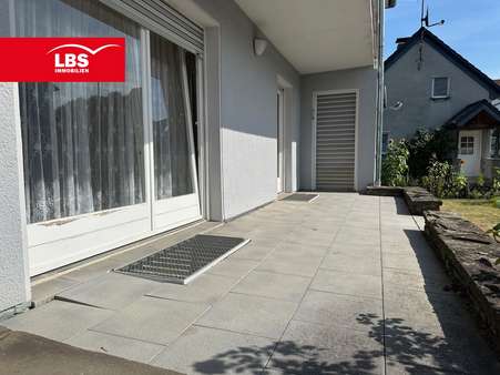 Terrasse Erdgeschoss - Zweifamilienhaus in 51381 Leverkusen mit 154m² kaufen