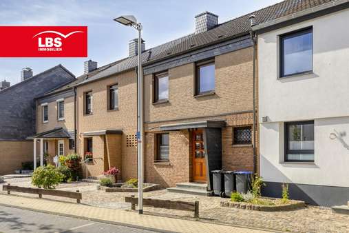 Vorderseite Vorderseite - Reihenmittelhaus in 40789 Monheim mit 94m² kaufen
