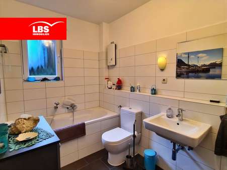 Hauptbad - Reihenmittelhaus in 51381 Leverkusen mit 140m² günstig kaufen
