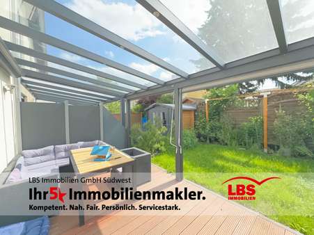 Terasse mit Pergola - Reihenendhaus in 55127 Mainz mit 140m² kaufen