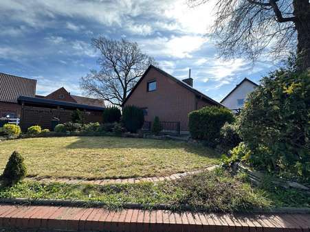 Aussenansicht - Einfamilienhaus in 32257 Bünde mit 127m² kaufen