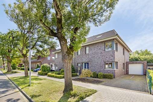 Vorderseite - Doppelhaushälfte in 48147 Münster mit 157m² kaufen