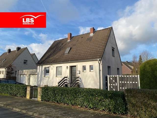 Straßenansicht - Einfamilienhaus in 48163 Münster mit 110m² kaufen