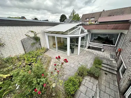 Münster-Kinderhaus geräumiges Atrium-Einfamilienhaus