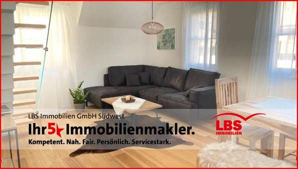 Wohnzimmer - Etagenwohnung in 77723 Gengenbach mit 165m² kaufen