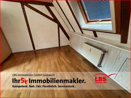Zimmer DG Zimmer DG - Doppelhaushälfte in 78132 Hornberg mit 165m² kaufen