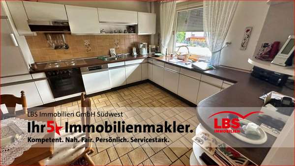 Küche - Zweifamilienhaus in 77790 Steinach mit 220m² kaufen