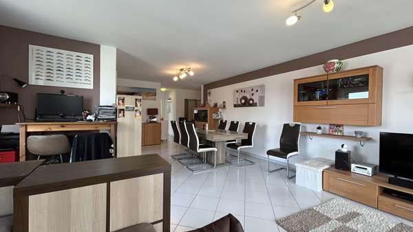 Komfortabler Wohn-/Essbereich - Etagenwohnung in 71106 Magstadt mit 106m² kaufen