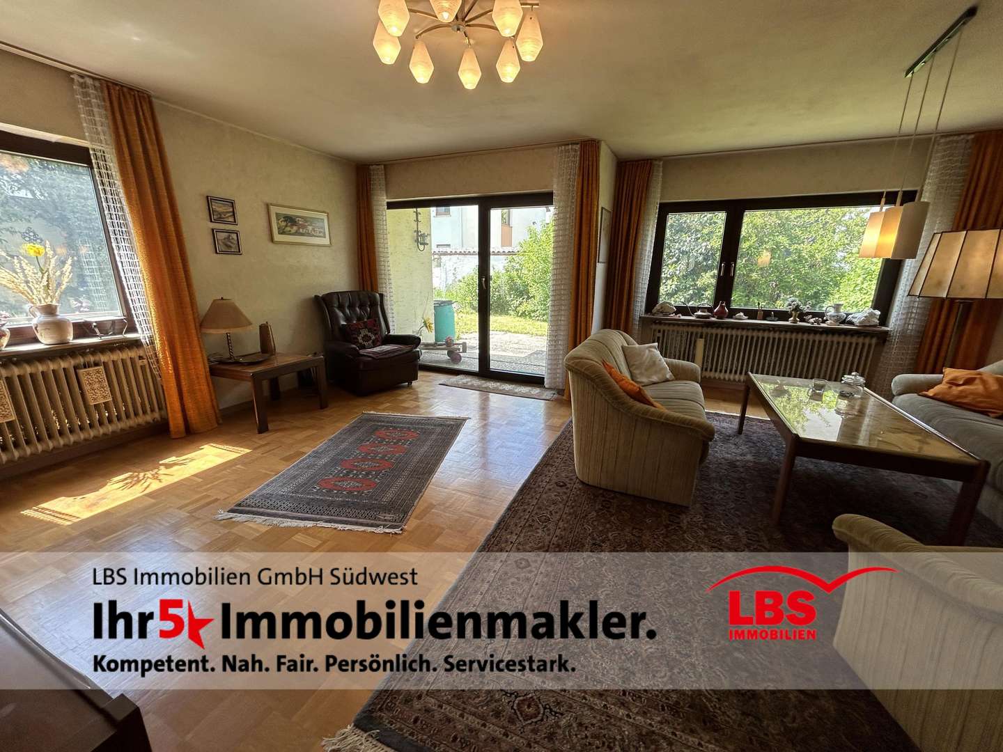 Schöner Wohnbereich - Doppelhaushälfte in 70771 Leinfelden-Echterdingen mit 137m² kaufen