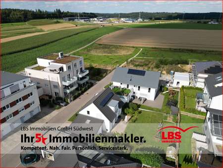 Wald und Wiesen in unmittelbarer Umgebung Wald und Wiesen in unmittelbarer Umgebung - Einfamilienhaus in 88630 Pfullendorf mit 130m² kaufen