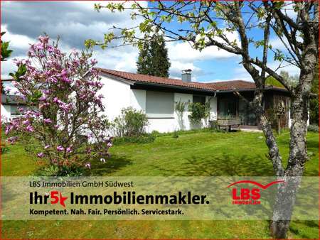 Gartenansicht mit Wintergarten - Einfamilienhaus in 88630 Pfullendorf mit 160m² kaufen