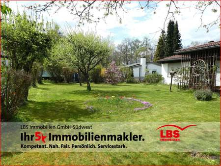 Gepflegte Außenanlage - Süden - Einfamilienhaus in 88630 Pfullendorf mit 160m² kaufen