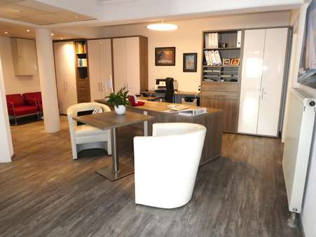 Rezeption/Empfangsbereich - Büro in 88630 Pfullendorf mit 124m² als Kapitalanlage kaufen