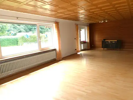 Familienparadies! Drei Kinderzimmer und großer Garten! Sofort verfügbar