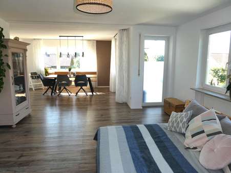 Licht durchflutetes Wohnen/ Essen - Etagenwohnung in 88512 Mengen mit 108m² kaufen