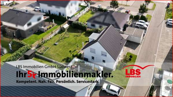 Hübsches Einfamilienhaus in Stadtrandlage Hübsches Einfamilienhaus in Stadtrandlage - Einfamilienhaus in 88630 Pfullendorf mit 130m² kaufen
