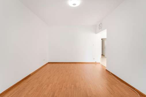 Wohnbereich - Etagenwohnung in 28327 Bremen mit 68m² kaufen