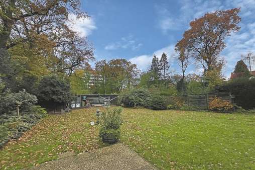 Gartenansicht - Mehrfamilienhaus in 28717 Bremen mit 249m² kaufen