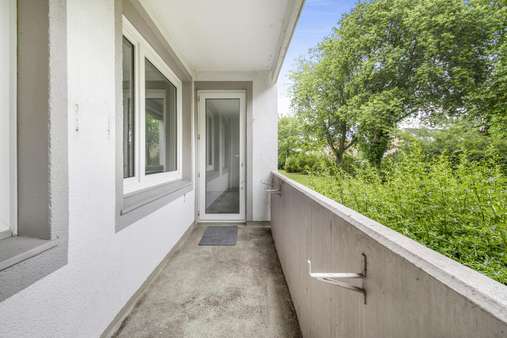 Balkon Balkon - Erdgeschosswohnung in 28259 Bremen mit 82m² kaufen