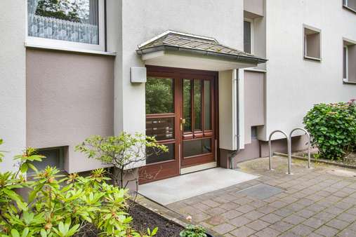 Eingang Eingang - Erdgeschosswohnung in 28259 Bremen mit 82m² kaufen