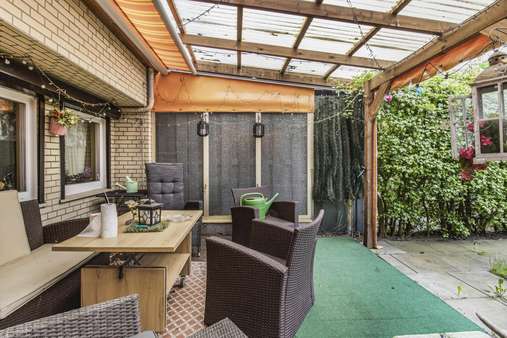 Terrasse Terrasse - Reihenmittelhaus in 28259 Bremen mit 68m² kaufen