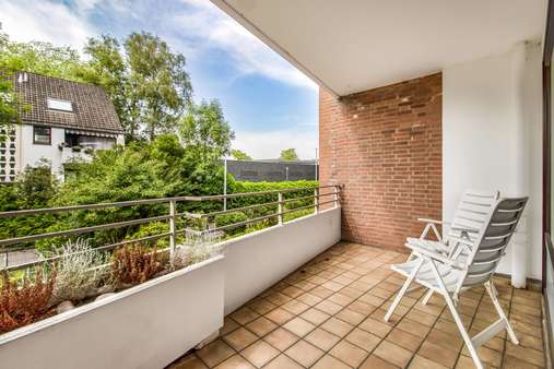 Balkon Balkon - Etagenwohnung in 28359 Bremen mit 131m² kaufen