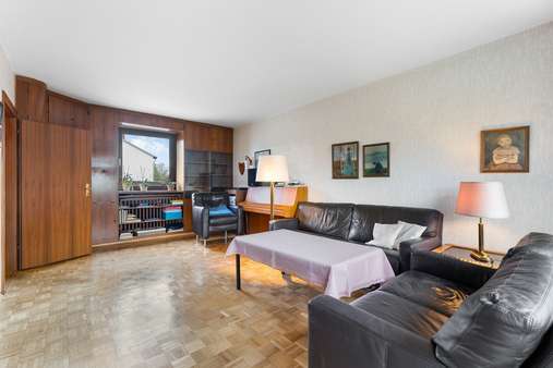 Wohnzimmer - Reihenmittelhaus in 28357 Bremen mit 109m² kaufen