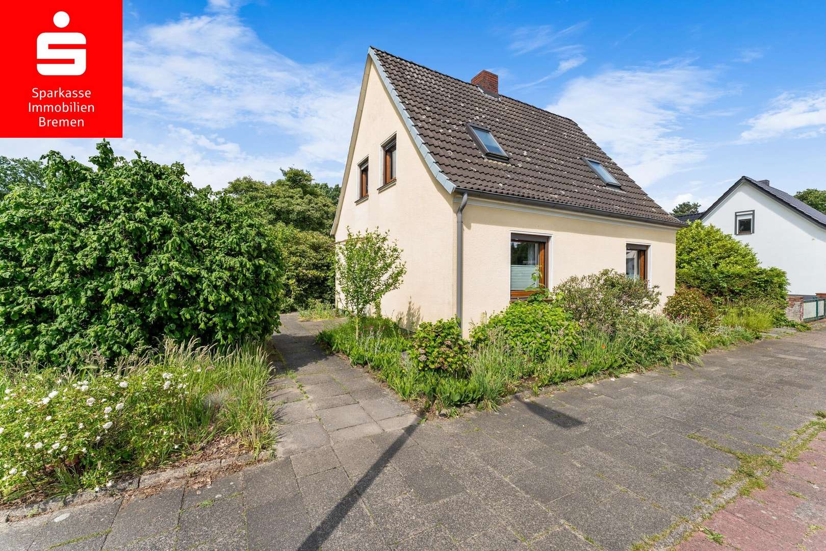 Blick von der Straße - Einfamilienhaus in 28755 Bremen mit 82m² kaufen