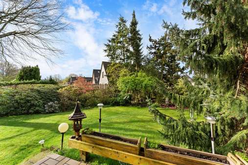 Blick in den Garten - Einfamilienhaus in 27721 Ritterhude mit 117m² kaufen