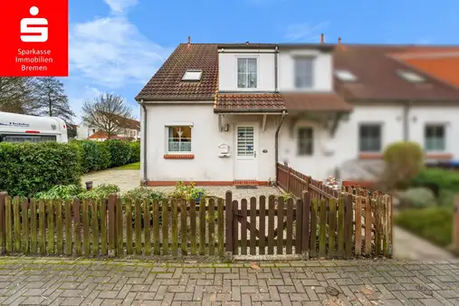 Stuhr - Moordeich I Gepflegtes Reihenendhaus mit schönem Garten I Carport und Pkw-Stellplatz