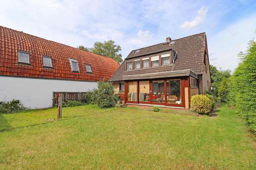 Rückansicht - Einfamilienhaus in 28755 Bremen mit 149m² günstig kaufen