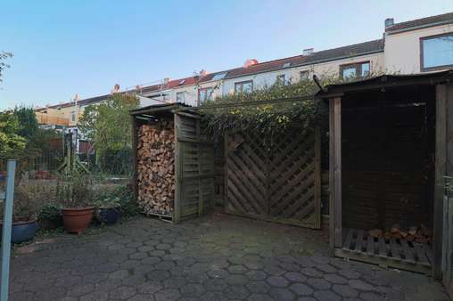 Garten - Reihenmittelhaus in 28219 Bremen mit 150m² günstig kaufen